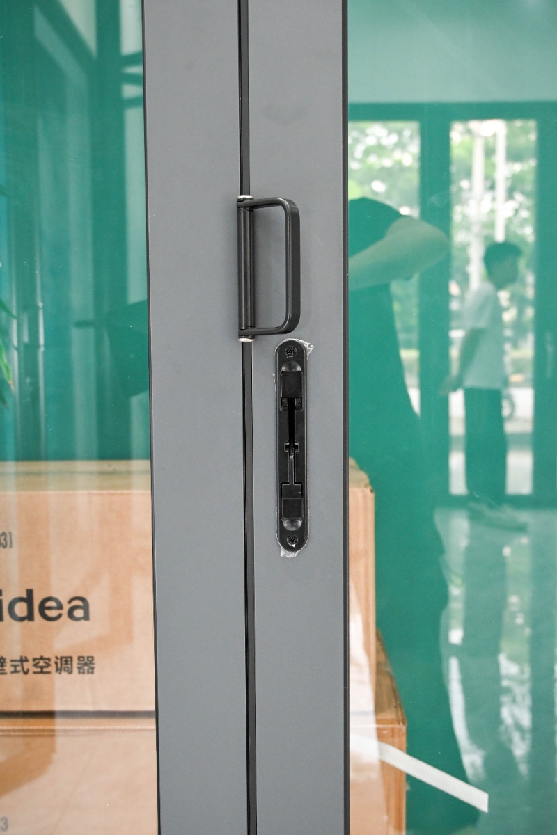 65 40轻型折叠门