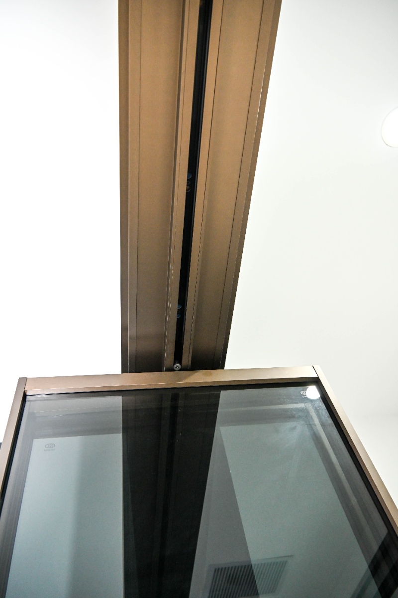 完美系统极窄折门