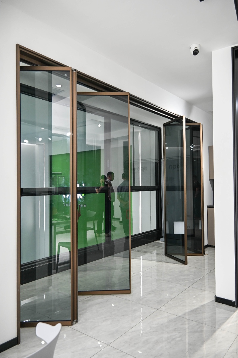 完美系统极窄折门