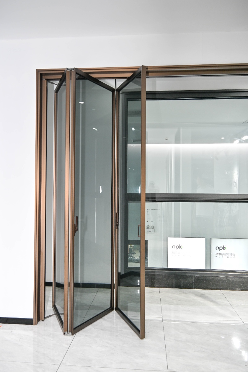 完美系统极窄折门