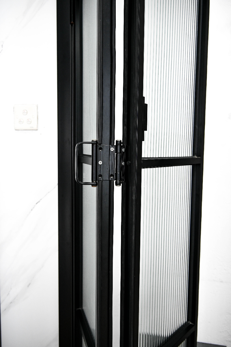 18 35极窄小折门