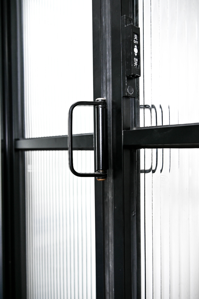 18 35极窄小折门